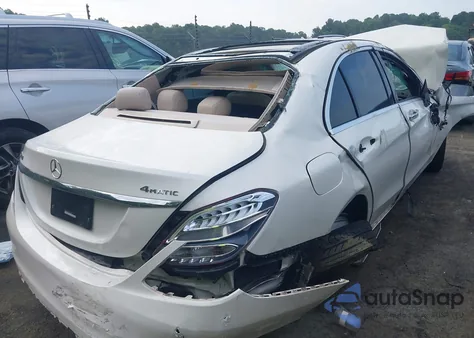 2017 Mercedes-Benz C 300 4Matic/Luxury 4Matic/Sport 4Matic z USA, uszkodzony, nr VIN WDDWF4KB1HR250729